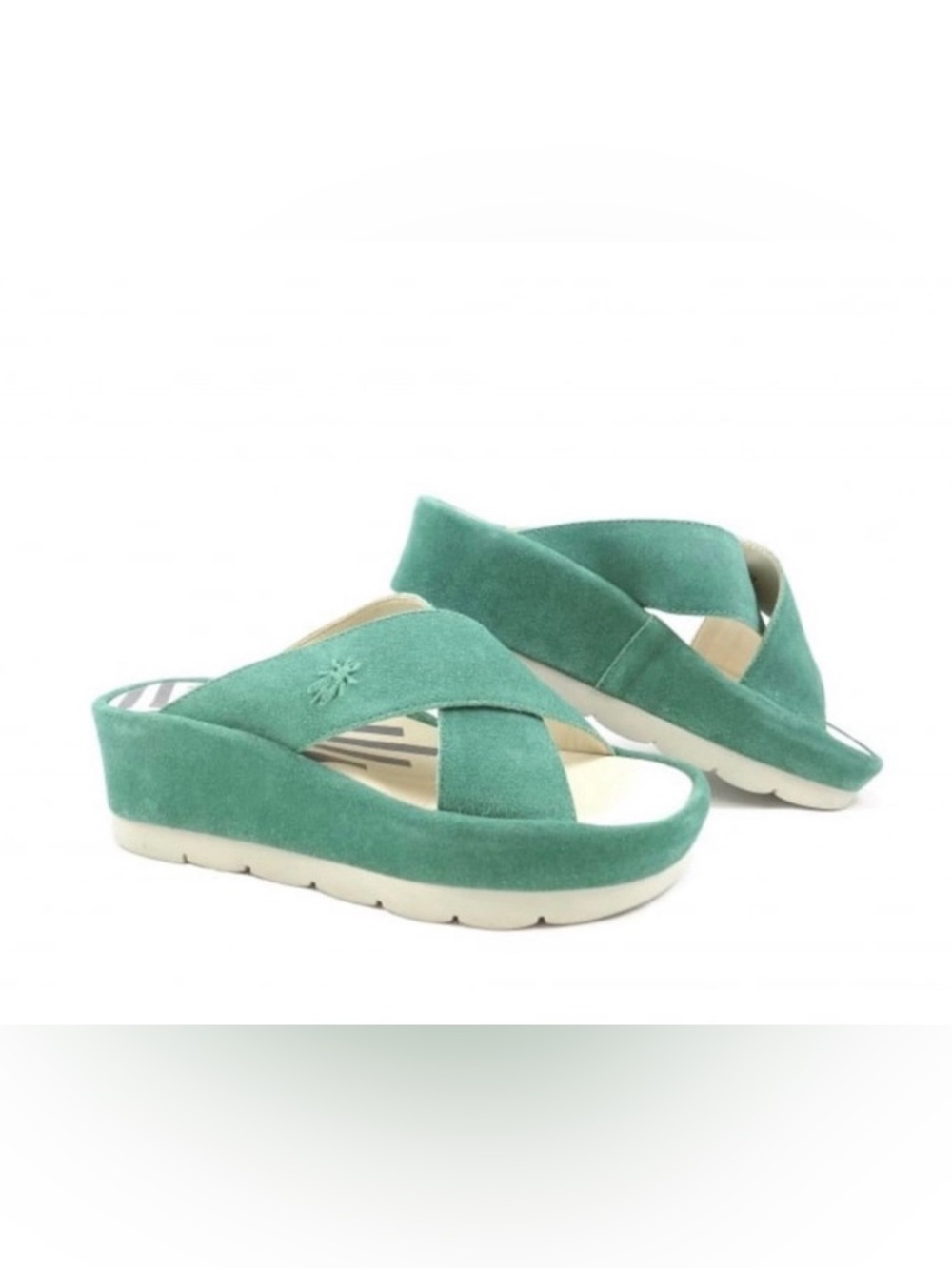 FLY LONDON
Begs Slip On Wedge Sandal
Code: FY W Begs Avocado